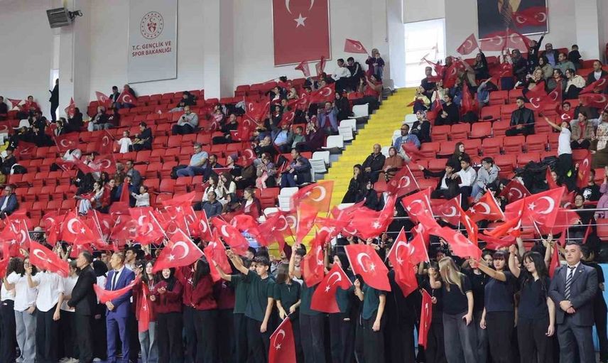 Karaman'da Cumhuriyet Bayramı coşkusu tüm şehri sardı