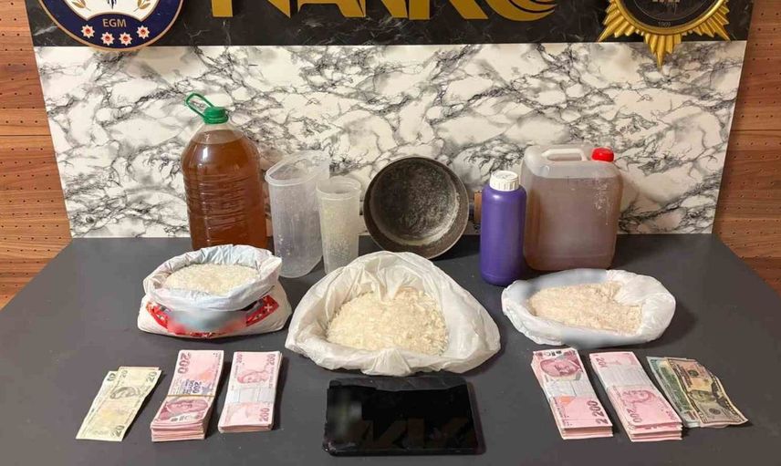 Esenyurt’ta uyuşturucu operasyonu: 13 kilo 550 gram madde ele geçirildi