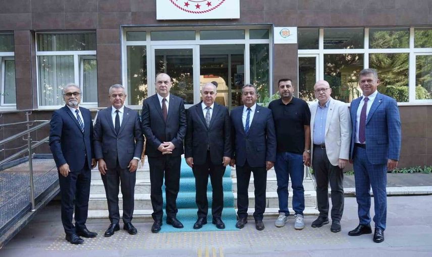 Eskişehir sanayi odası yöneticileri çevre müdürlüğünü ziyaret etti