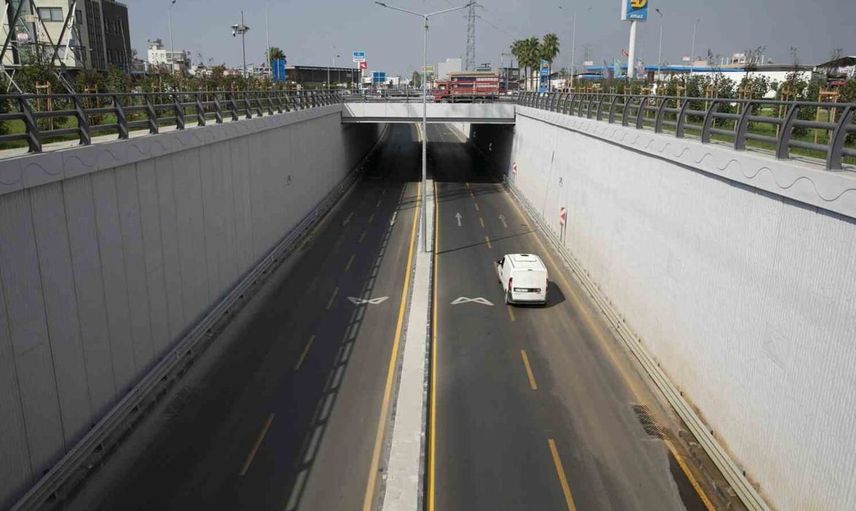 Mersin'in hal katlı kavşağı trafiği büyük ölçüde rahatlattı