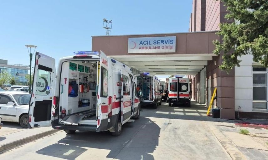 Bıçaklı şaka hastanede sona erdi: Arkadaşından şikayetçi olmadı