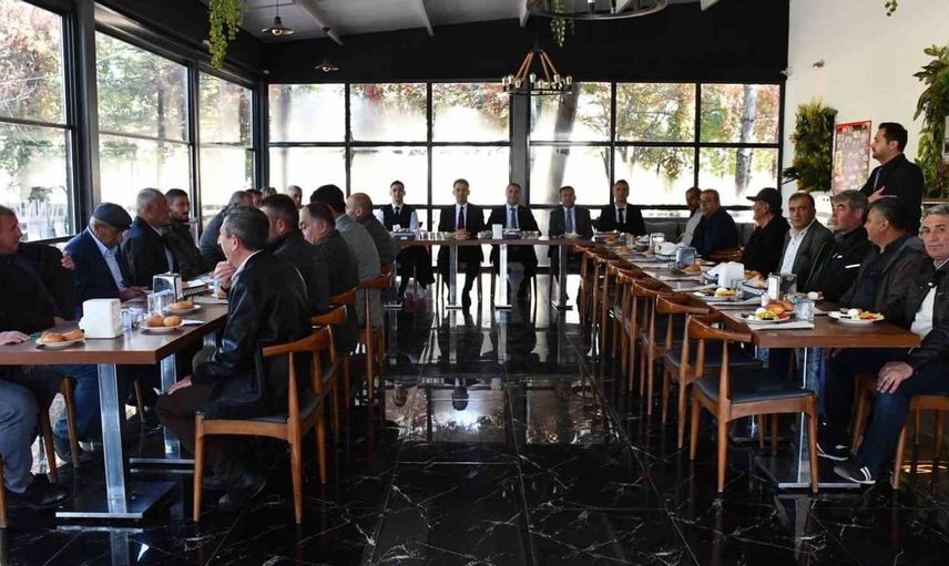 Beylikova'da muhtarlar günü coşkuyla kutlandı: İhtiyaçlar masaya yatırıldı