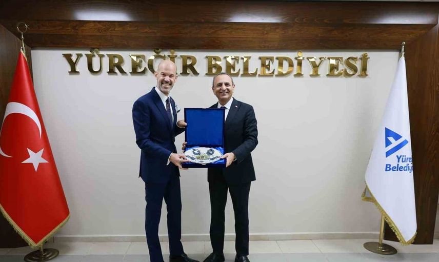 Yüreğir belediye başkan vekili özünal, ABD konsolosunu konuk etti