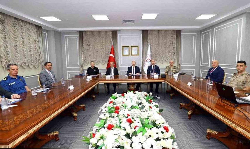 Adıyaman'da üniversitelerde huzur ve güvenliği artırma toplantısı yapıldı