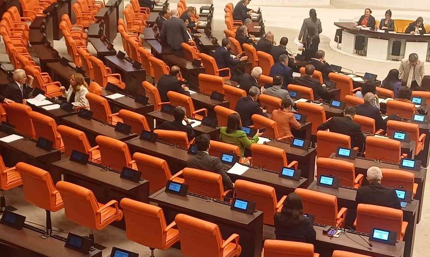 TBMM'de oturma düzeni değişti