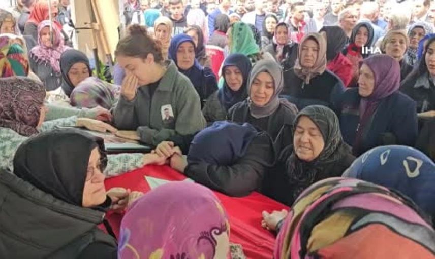 Kömür kazasında hayatını kaybeden madenci son yolculuğuna uğurlandı