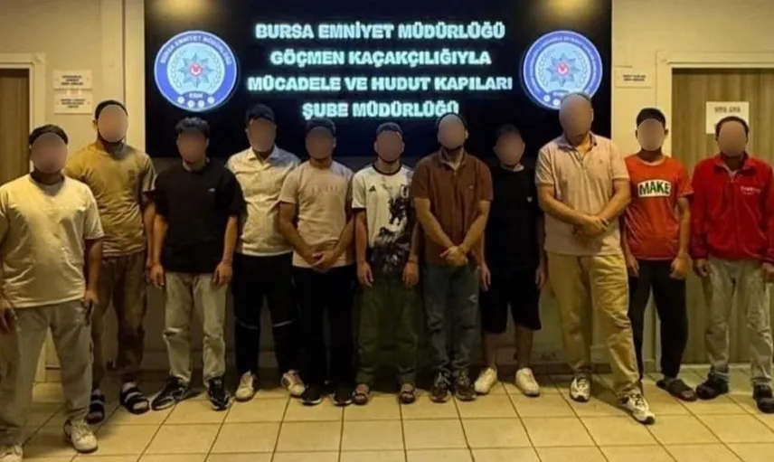 Bursa'da düzenlenen göçmen kaçakçılığı operasyonunda 11 kişi yakalandı