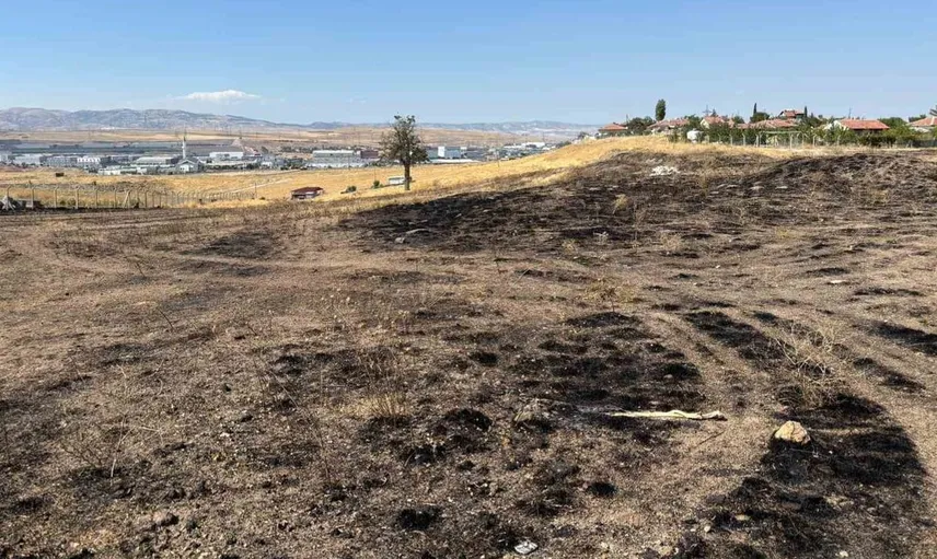 Ankara Sincan'da yangın kontrol altına alındı