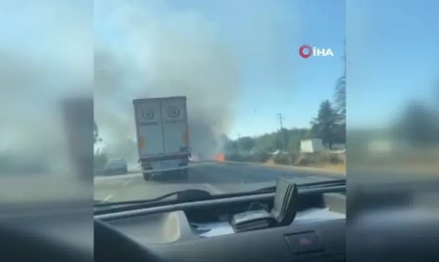 Eskişehir çevre yolunda meydana gelen otomobil yangınında üç kişi yaralandı