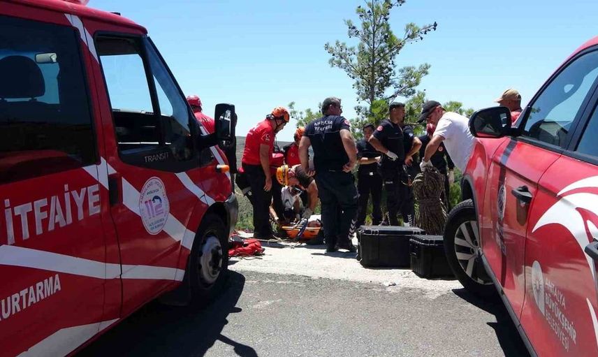 Antalya'daki feci kazada hayatını kaybeden 5 kişinin kimlikleri belli oldu