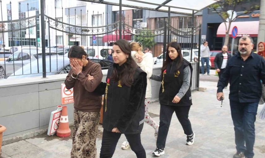 Eskişehir'de hırsızlık şüphelileri adli makamlarca tutuklandı