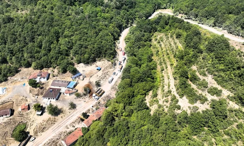 Körfez Asri Mezarlığı’na giden yol yenileniyor: Güvenli ve konforlu ulaşım için adımlar atılıyor