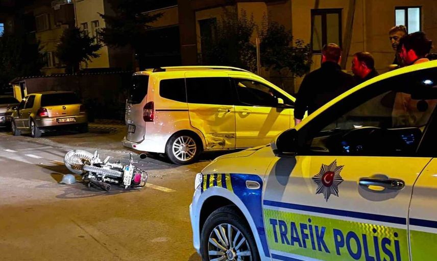 Tavşanlı'da motosiklet kazası: 1 kişi hastaneye kaldırıldı