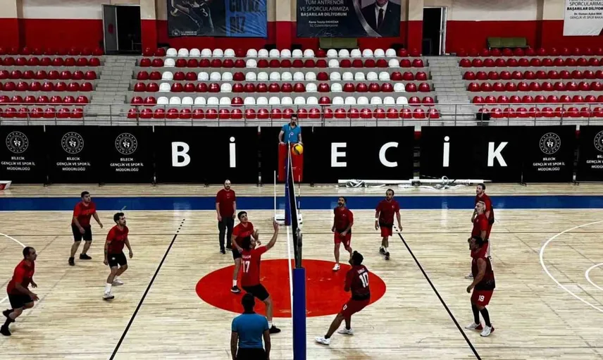 Bilecik'te 30 Ağustos Zafer Bayramı voleybol turnuvası başarıyla tamamlandı