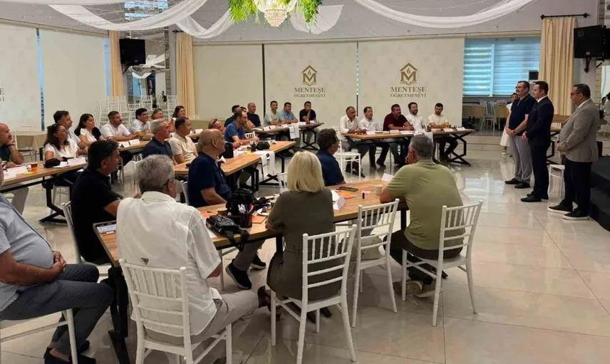Muğla'da okul müdürlerine yönelik etkili yönetim semineri sürüyor