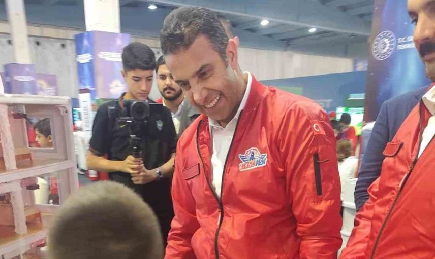 Efelerli öğrencilerin duman avcıları projesi finale yükseldi