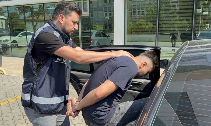 Samsun'da metamfetamin skandalı: Akülü çocuk aracında 705 gram uyuşturucu bulundu
