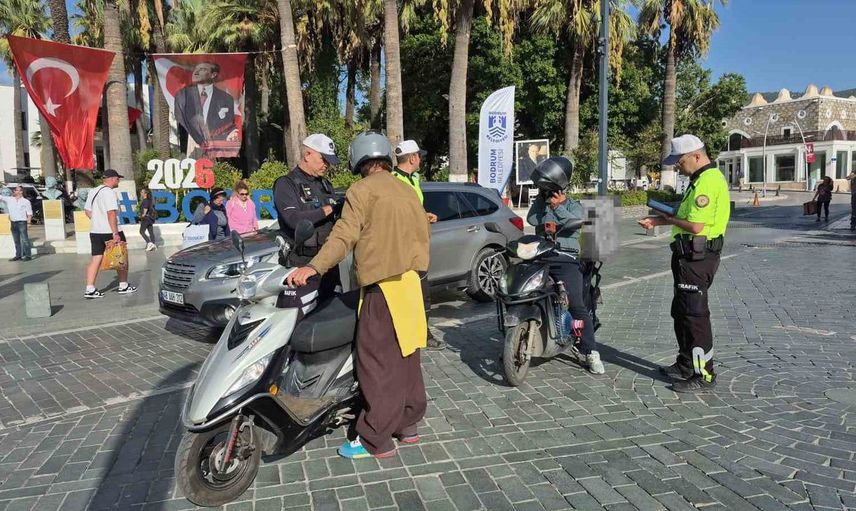 Bodrum'da motosiklet denetimde 500 bin lira ceza kesildi