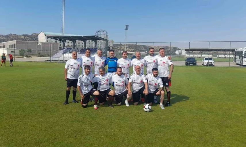 Zafer Kupası’nda dostluk ve vefa ön planda