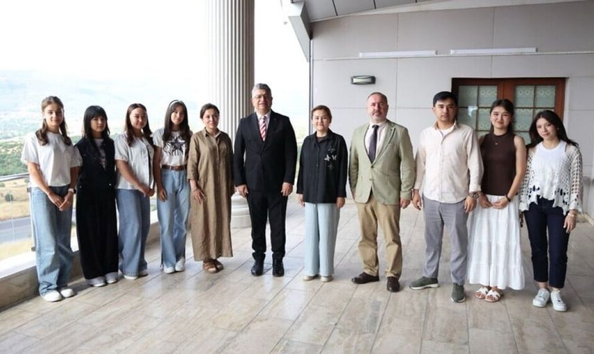 Dpü’de semerkantlı öğrencilere yaz okulu programı
