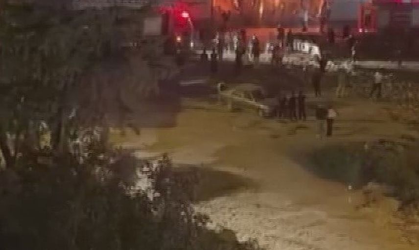 Yangın inşaat işçilerinin kaldığı konteyner yatakhaneyi kül etti