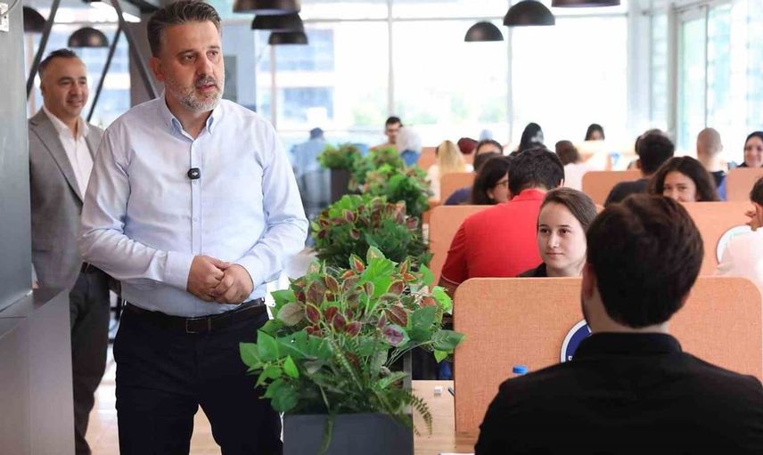 Bursa'da gençlere yönelik KPSS provası: 2 bin 500 aday katıldı