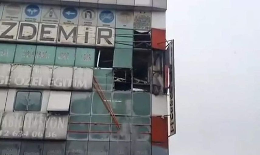 Bağcılar’da korkunç patlama: Cadde savaş alanına döndü! Yaralılar var