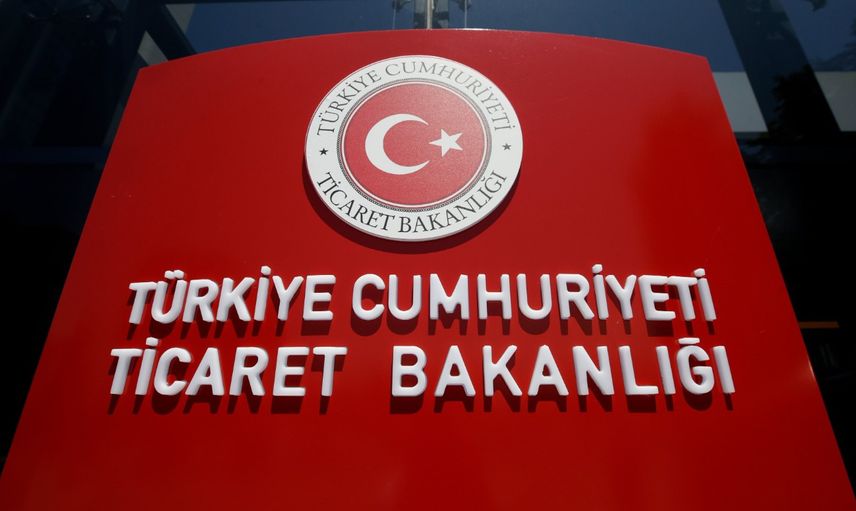 Bakan Bolat: "Otomotiv Piyasasında Normalleşme Çabaları Devam Edecek"