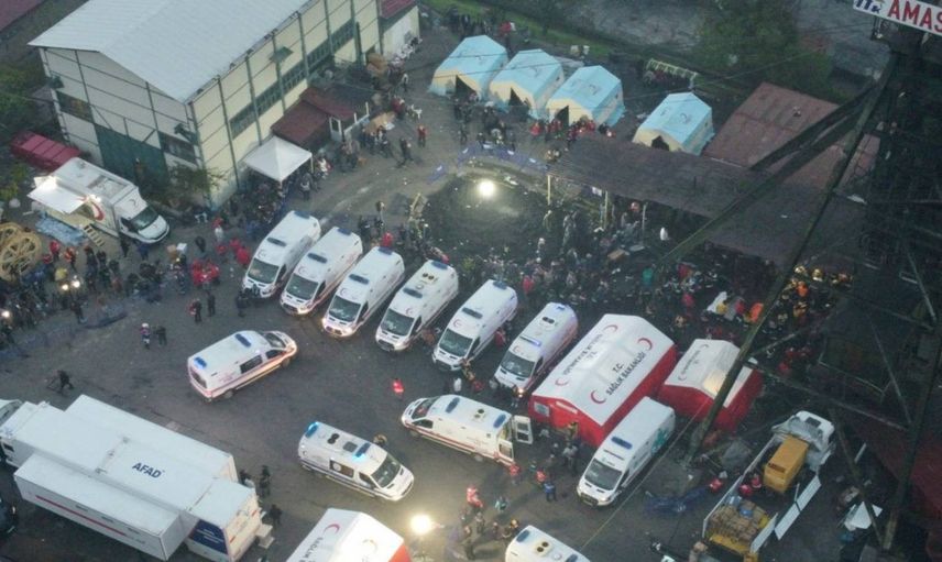 Bakan Dönmez açıkladı: Yangın söndürülmek üzere