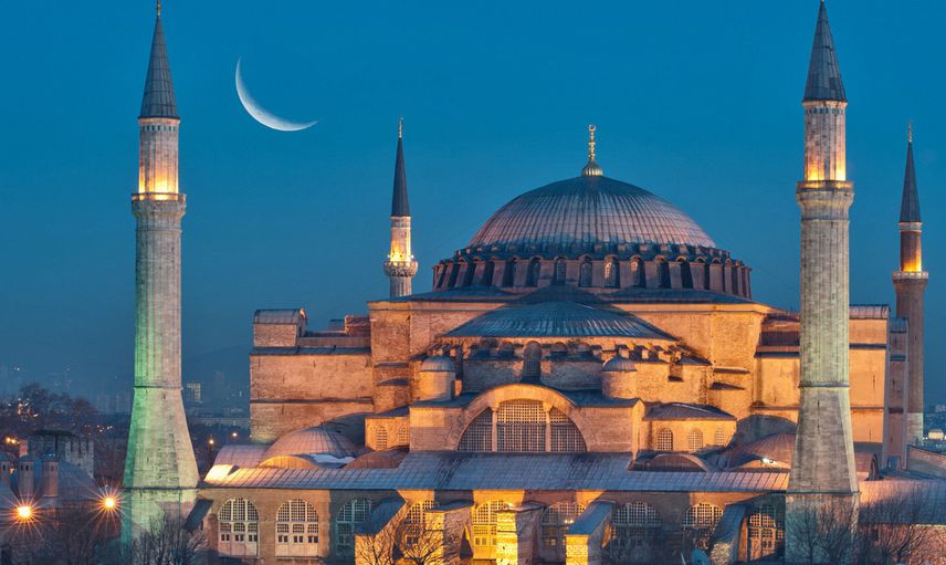 Bakan Ersoy açıkladı: Ayasofya Camii girişleri kimlere ücretli olacak?