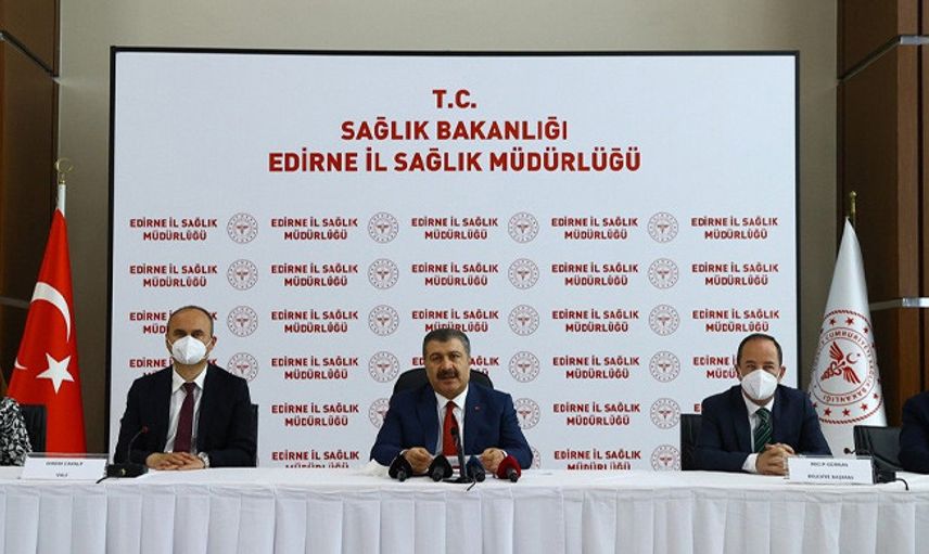 Bakan Fahrettin Koca, 18 Yaş Üstünün Ne Zaman Aşı Olacağını Açıkladı