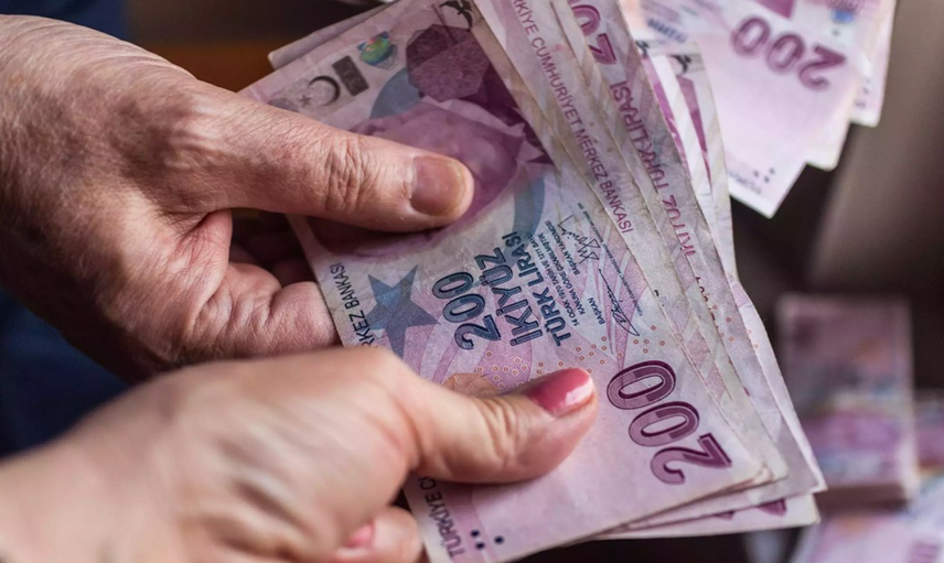Bakan Işıkhan emekliler için 28 Mart’a işaret etti! O tarihe kadar 12.000 TL hesaplara yatırılacak
