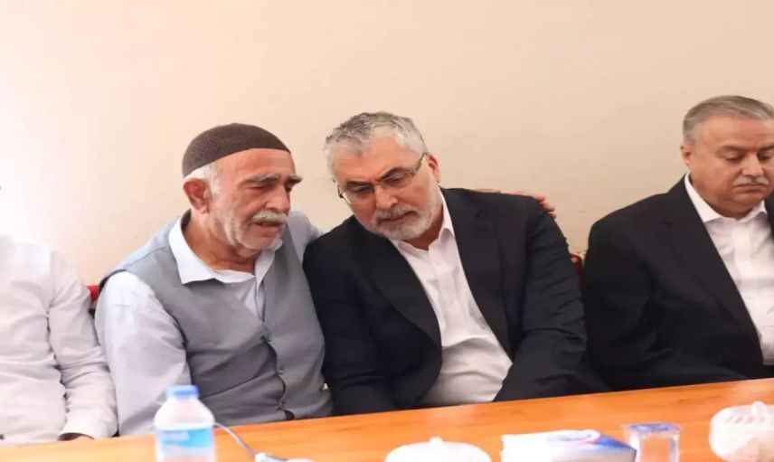 Bakan Işıkhan'dan Yangın Mağdurlarına Taziye Ziyareti ve Yardım
