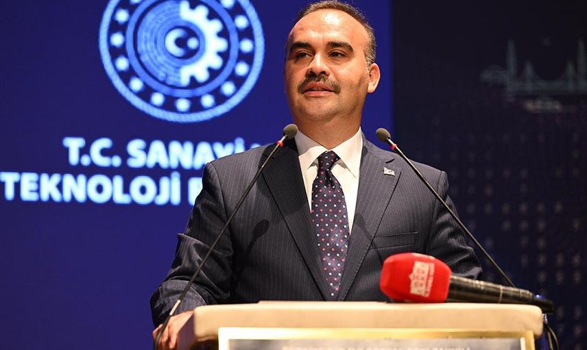 Bakan Kacır resmen duyurdu: Uzay kanunu meclise taşınıyor
