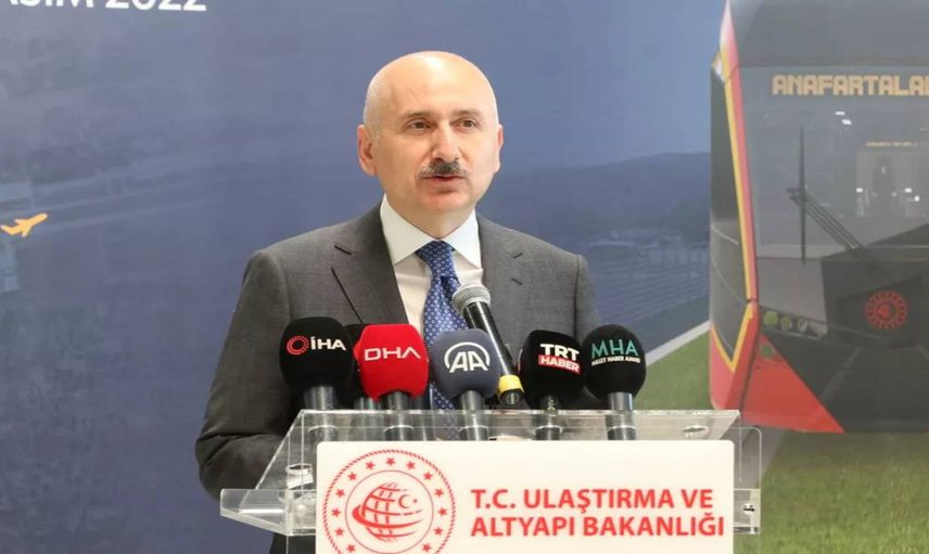 Bakan Karaismailoğlu duyurdu: Yeni metro hattı için günler kaldı