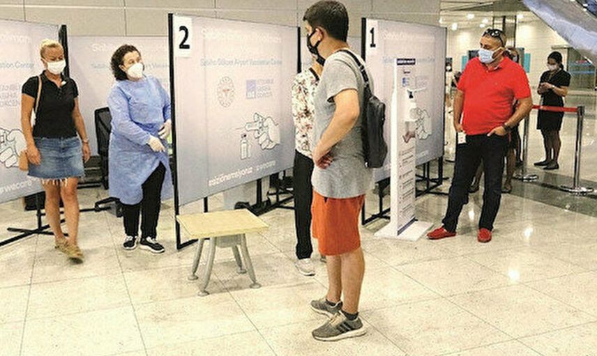 Bakan Koca Duyurdu! Havalimanlarında ve Sınır Kapılarında Yeni Dönem