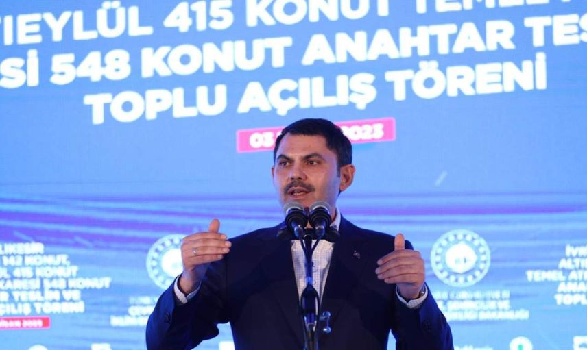 Bakan Kurum anahtar teslim töreninde konuştu: 70 bin konutun temellerini atan bir Türkiye var