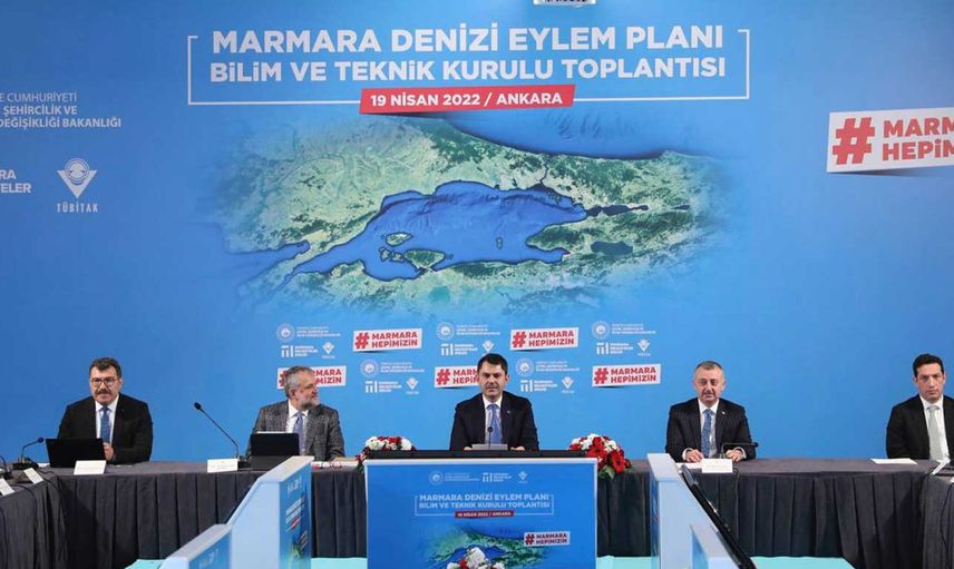 Bakan Kurum'dan önemli açıklama: Denizlerimizde kılıç, orkinos, uskumru balıklarını görene kadar Marmara'daki mücadelemiz devam edecek