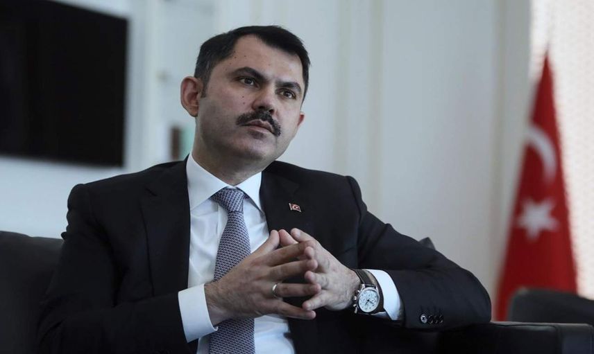 Bakan Kurum’dan Van Gölü açıklaması: Bugüne kadar 807 bin metreküp dip çamuru temizliği yapıldı