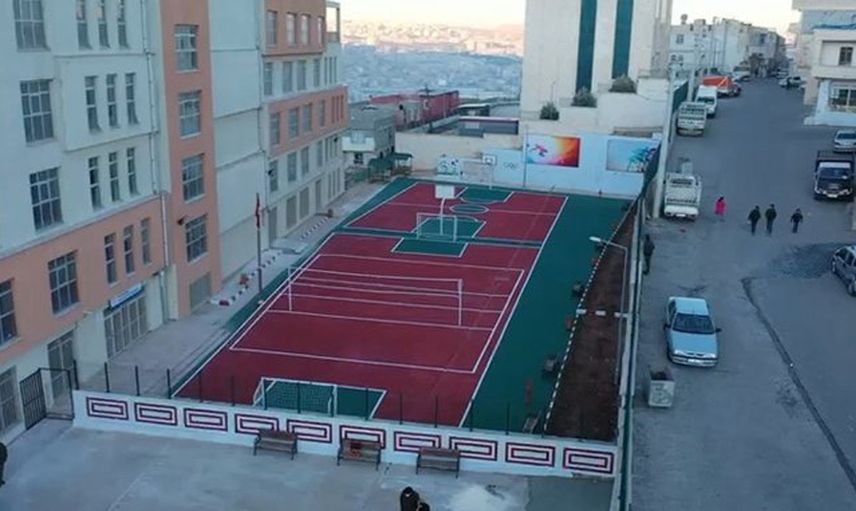 Bakan Mahmut Özer Talimat Verdi: Okulun Bahçesi Yenilendi