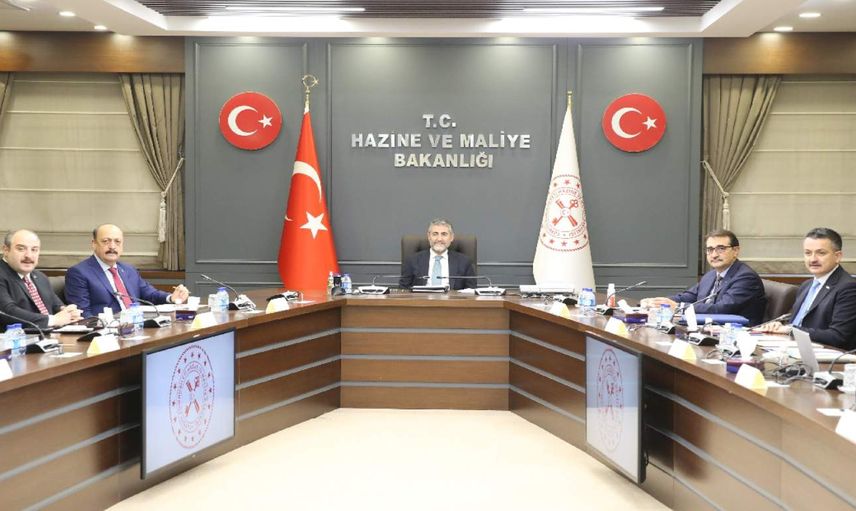 Bakan Nebati’den dikkat çeken açıklama: Türkiye güçlü ilerleyişini yeni zirvelere taşımıştır
