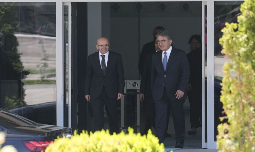 Bakan Şimşek ile CHP’li Karatepe bir araya geldi: Kritik zirve 4 saat sonra tamamlandı
