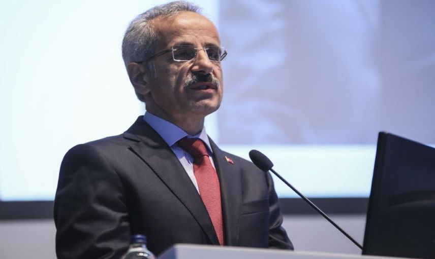 Bakan Uraloğlu’ndan Instagram açıklaması: Erişim engeli ne zaman kalkacak?