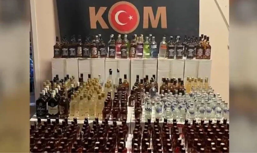 Bakan Yerlikaya açıkladı: Binlerce şişe sahte alkol ele geçirildi