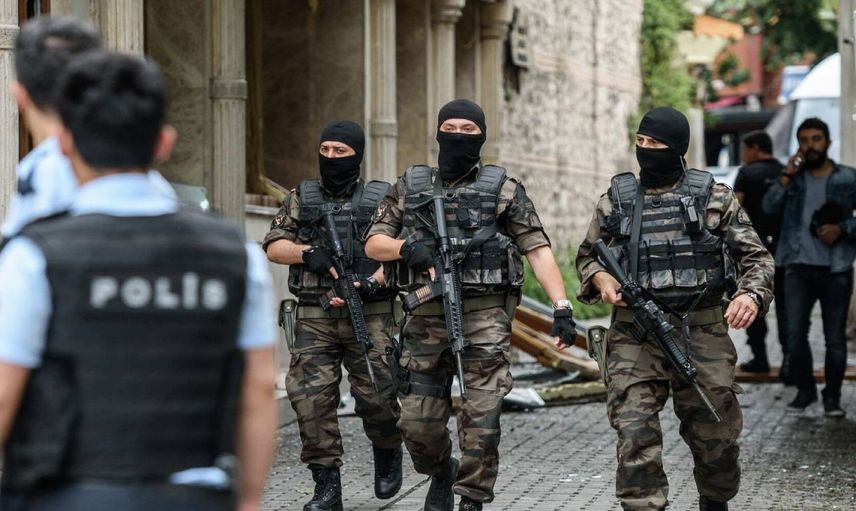 Bakan Yerlikaya açıkladı: Kırmızı bültenle aranan Beratcan Gökdemir örgütü çökertildi