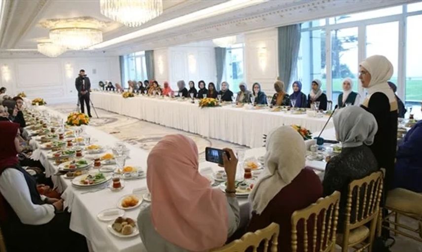 Bakanlık 50 kişilik programa 1 milyon 163 bin TL harcadı
