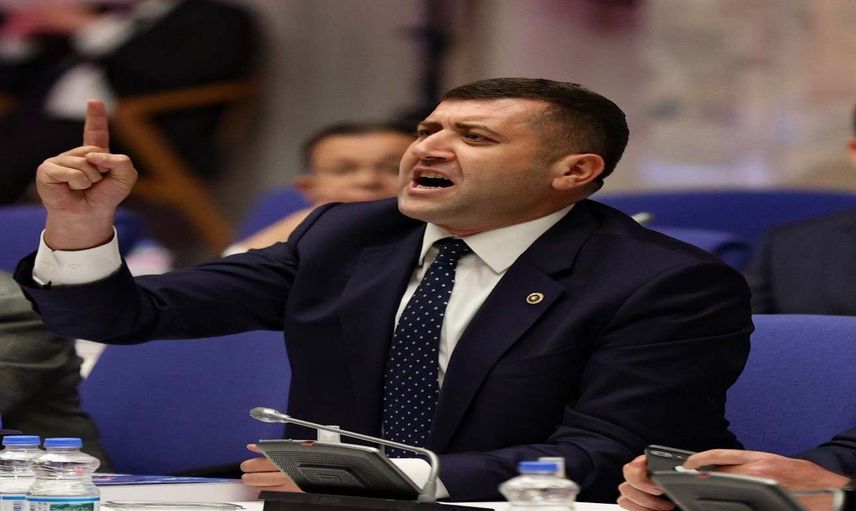 Baki Ersoy MHP'den istifa mı etti? MHP Baki Ersoy neden istifa etti? Baki Ersoy başka partiye geçer mi, hangi partiye geçecek?