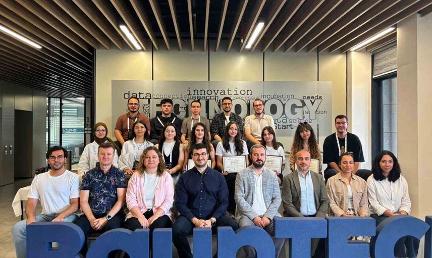 Balıkesir Teknokent'te Veri ve Yapay Zeka Eğitim Programı Tamamlandı
