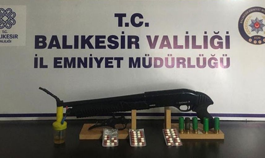 Balıkesir’de 32 Kişi Gözaltına Alındı
