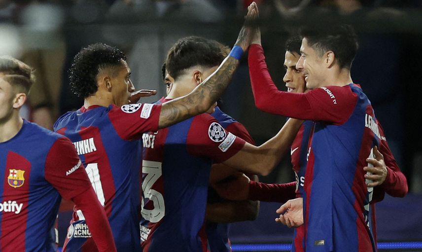 Barcelona güle oynaya çeyrek finalde: Napoli'yi evinde mağlup etti